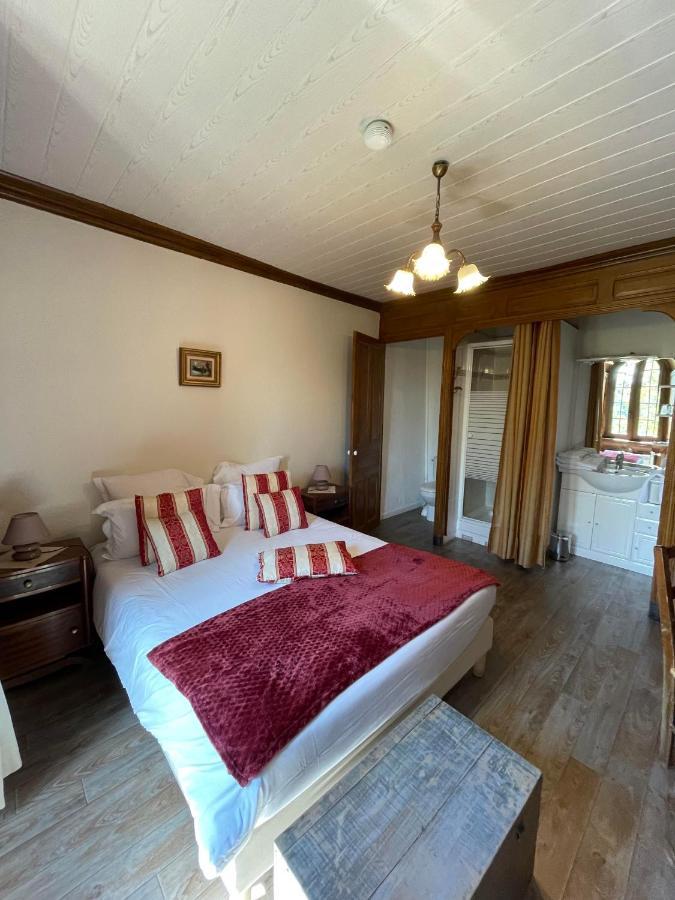Bed and Breakfast Manoir du Grail à Devesset Extérieur photo